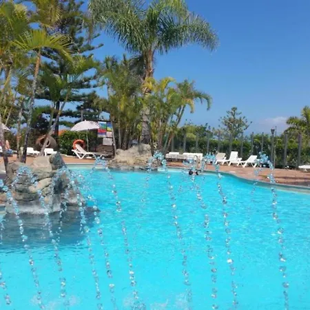 Comodo Con Terraza Y Vistas Al Mar Aparthotel 3*