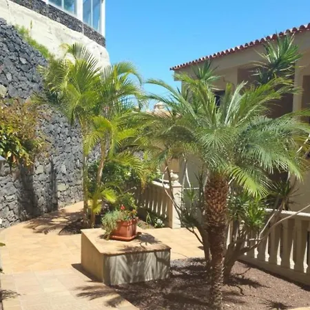 En Acantilado Con Terraza Y Vistas Inolvidables Al Mar Appart hôtel *