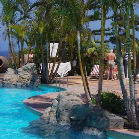 Comodo Con Terraza Y Vistas Al Mar Aparthotel 3*